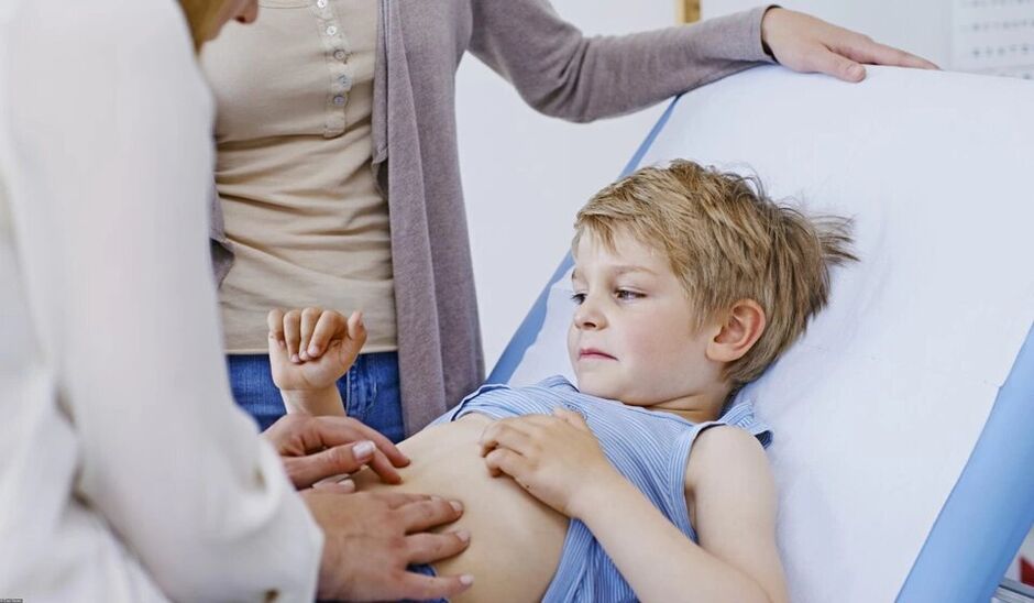 identyfikacja pasożytów przez lekarza u dziecka